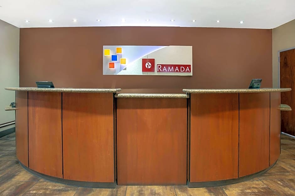 Ramada by Wyndham Phoenix Midtown