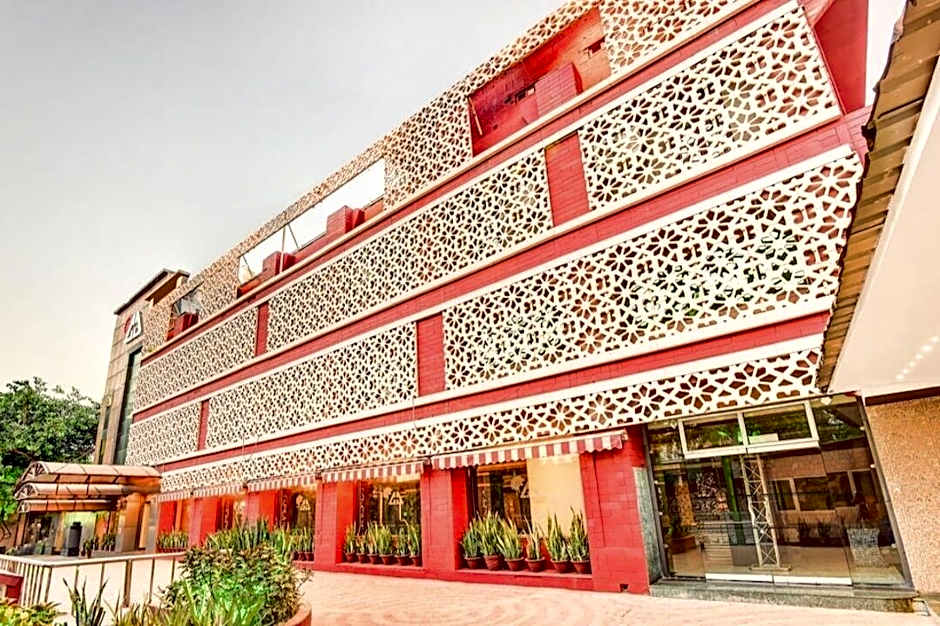 Citi Club - Luxury Budget Hotel in Kanpur