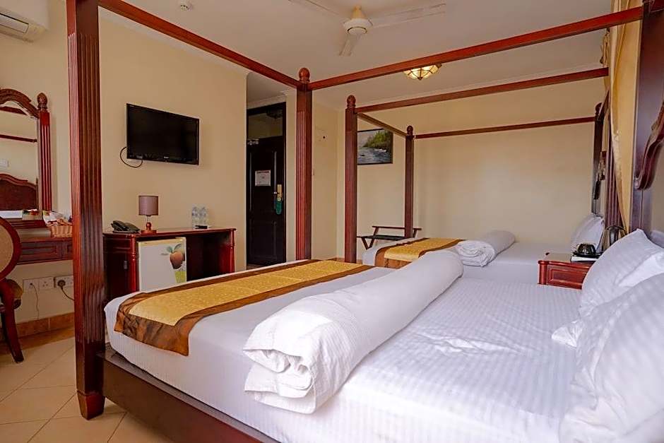 Island Paradise Inn