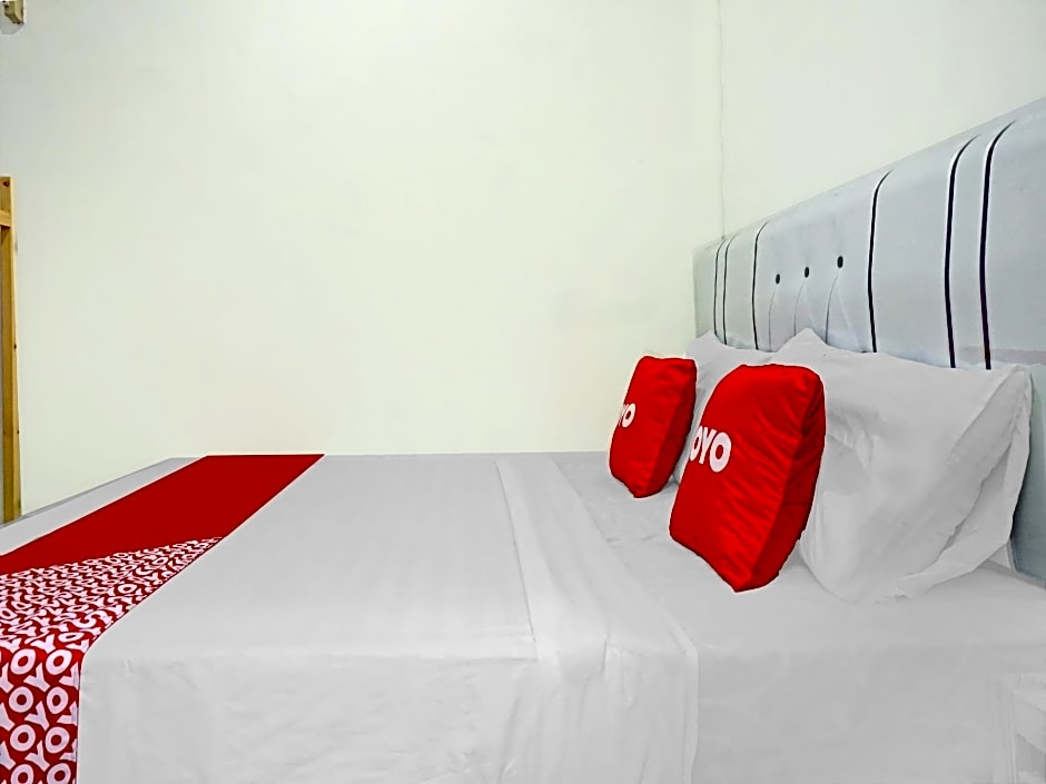 OYO 90187 Puri Allisa Syariah