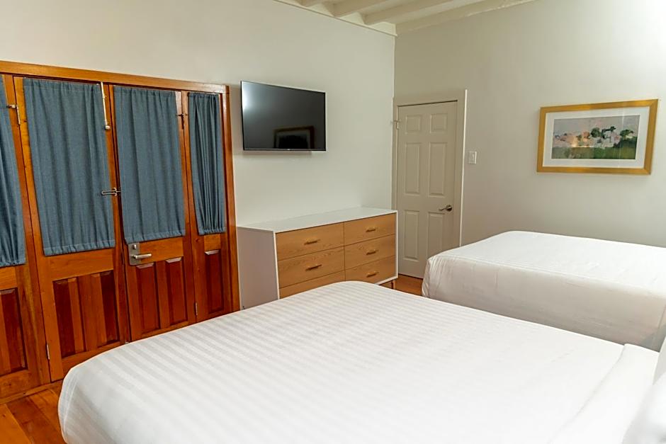 Lamothe House Hotel