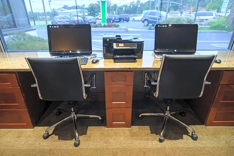 Holiday Inn Plainview-Long Island by IHG