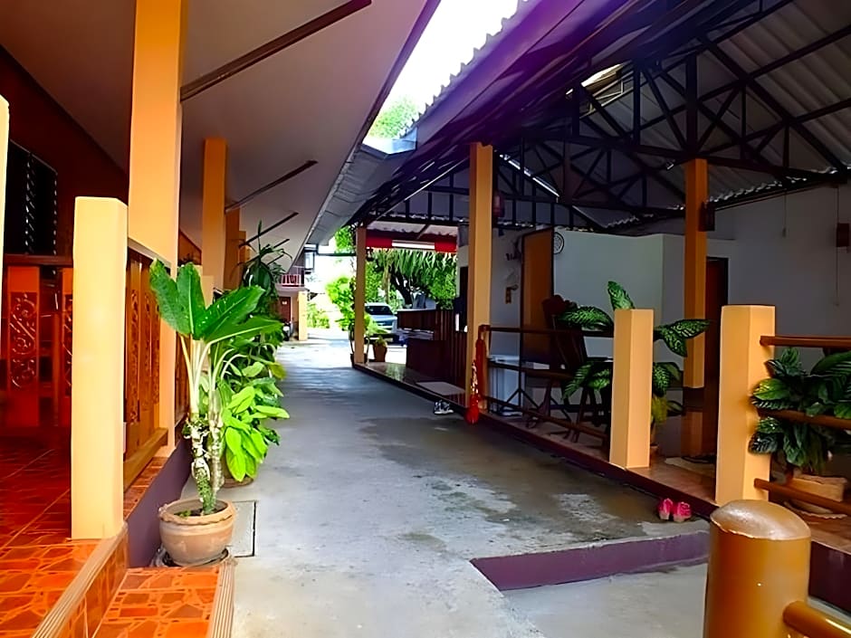Tamarind Guesthouse Kanchanaburi