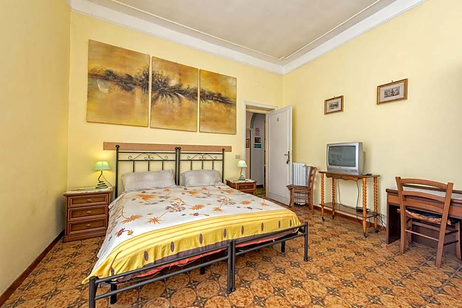 A Vinicius Et Mita Guest House