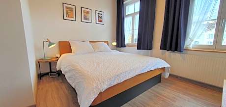 Family Room with Mountain View