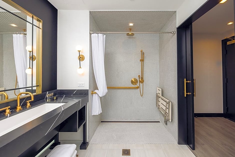 The Godfrey Hotel Hollywood