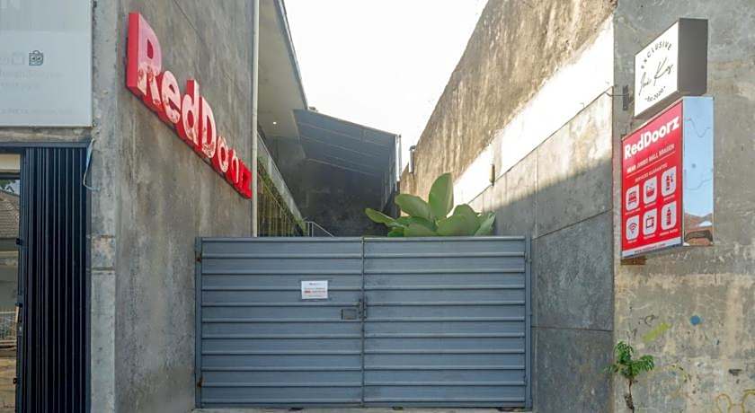 RedDoorz near Jumbo Mall Sragen