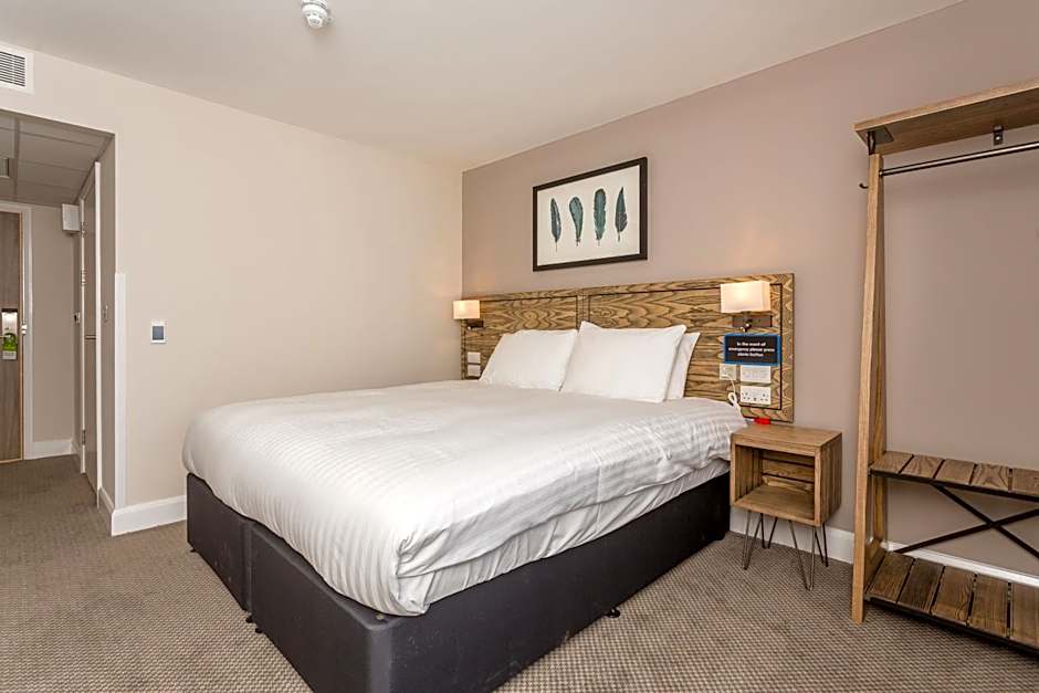 The Aviator, formerly Smugglers Cove, Clacton On Sea by Marston's Inns