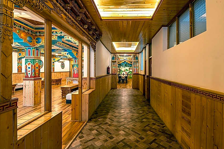 HOTEL CHANTSA