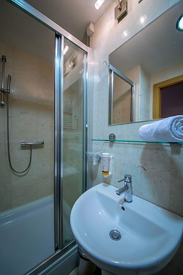 Putnik Inn Belgrade