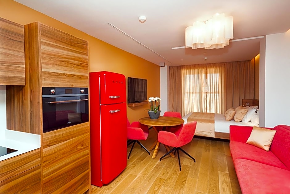 Photo 1 of 8 of Deluxe Studio (2 Adults)