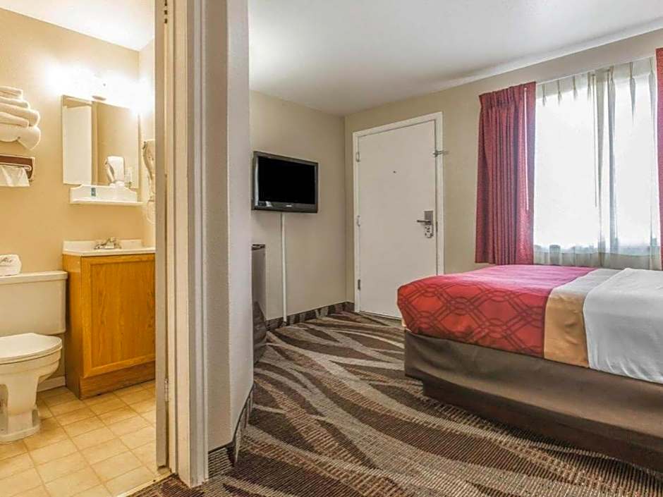Rodeway Inn & Suites Sheridan