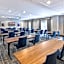 Holiday Inn Express & Suites - Cleveland Northwest By IHG