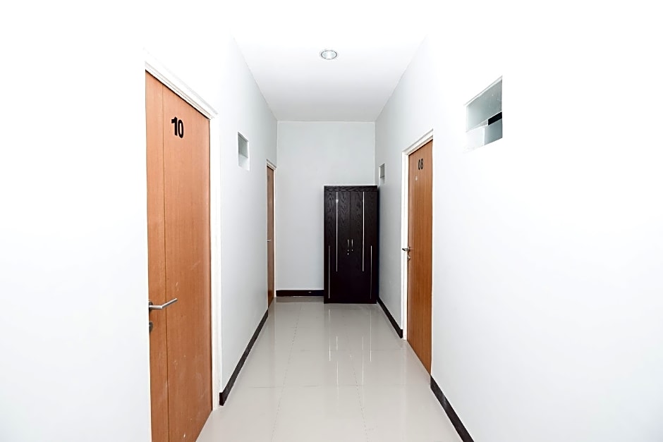 Hotel O Palebon Residence