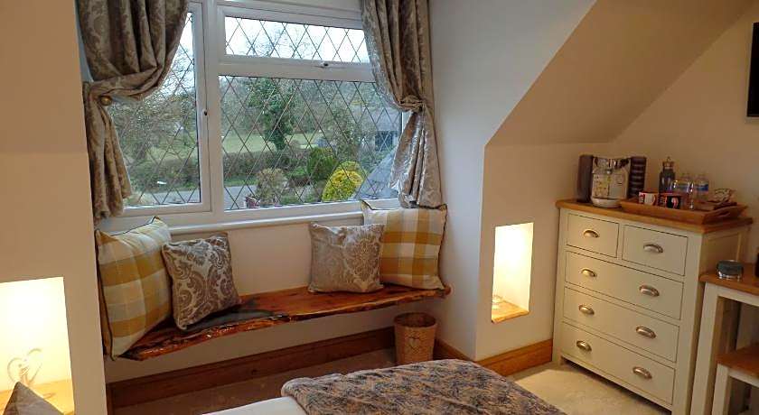 Lon y Traeth Bed & Breakfast