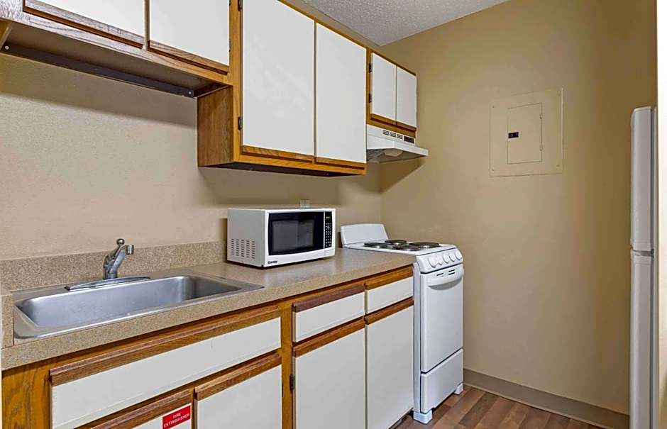 Extended Stay America Select Suites - Atlanta - Kennesaw Chastain Rd.