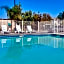Holiday Inn Express Delano Highway 99 By IHG