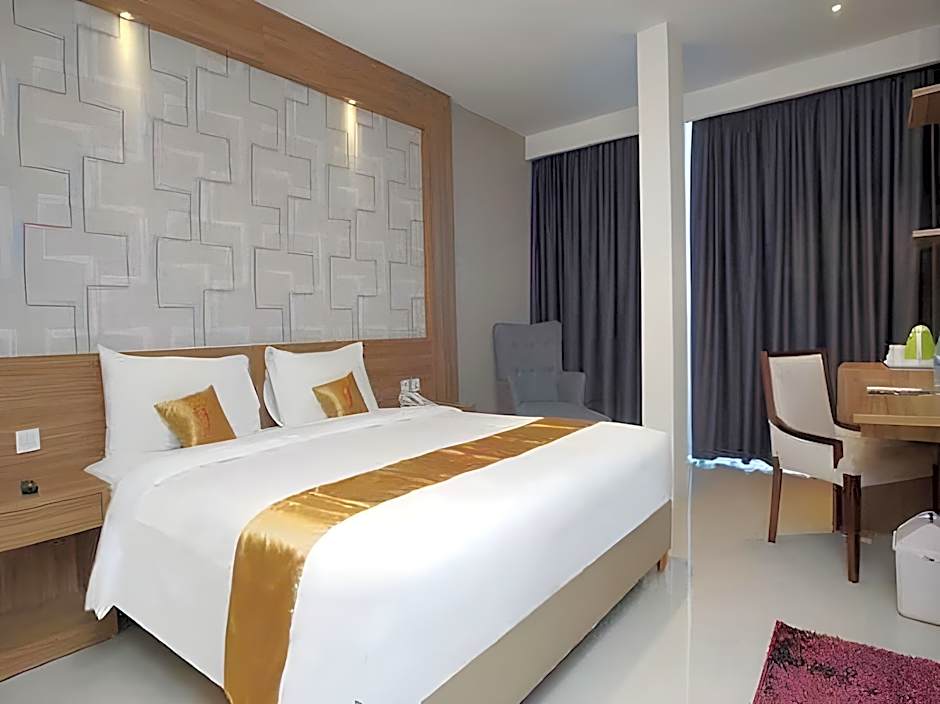 Triizz Hotel Semarang