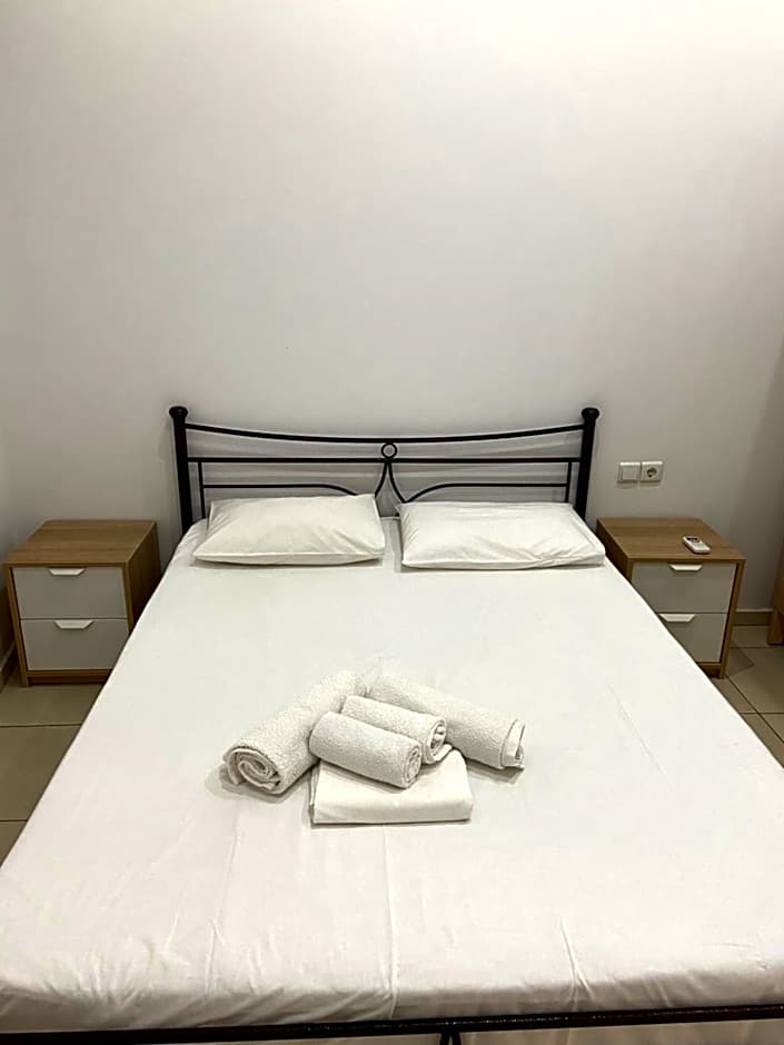 Sisifou Hostel