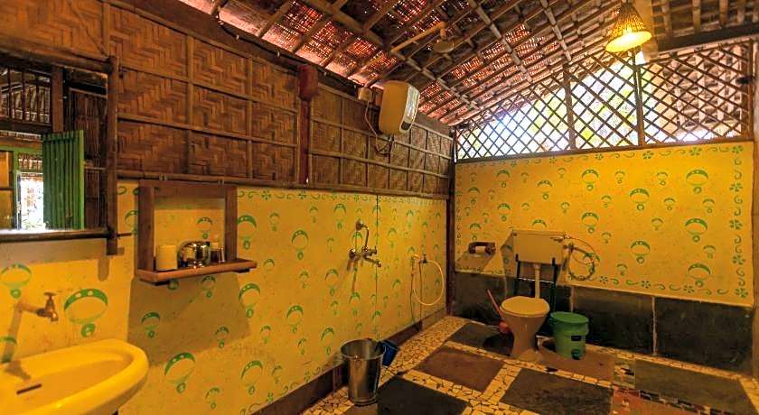 Bhakti Kutir Huts