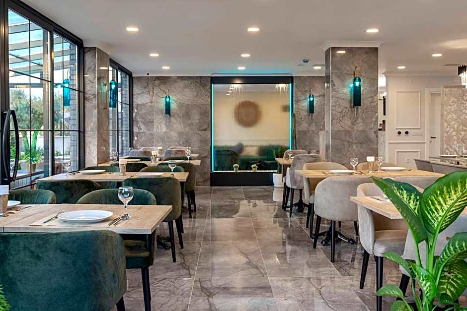 LAGUN CASTLE HOTEL&SPA