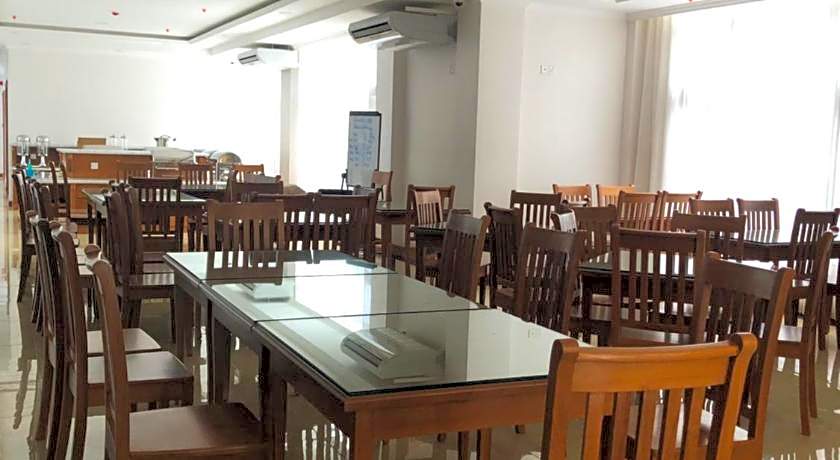 Dragon Phoenix Hotel