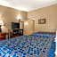 Econo Lodge Inn & Suites At The Conference Center