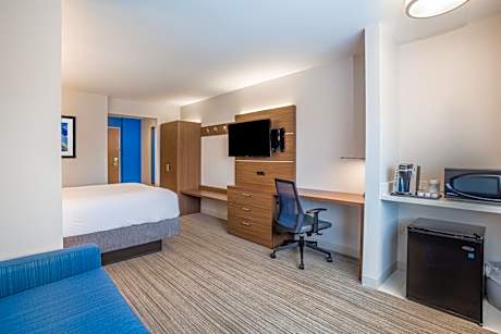 Double Room - Mobility Access with Roll-in Shower