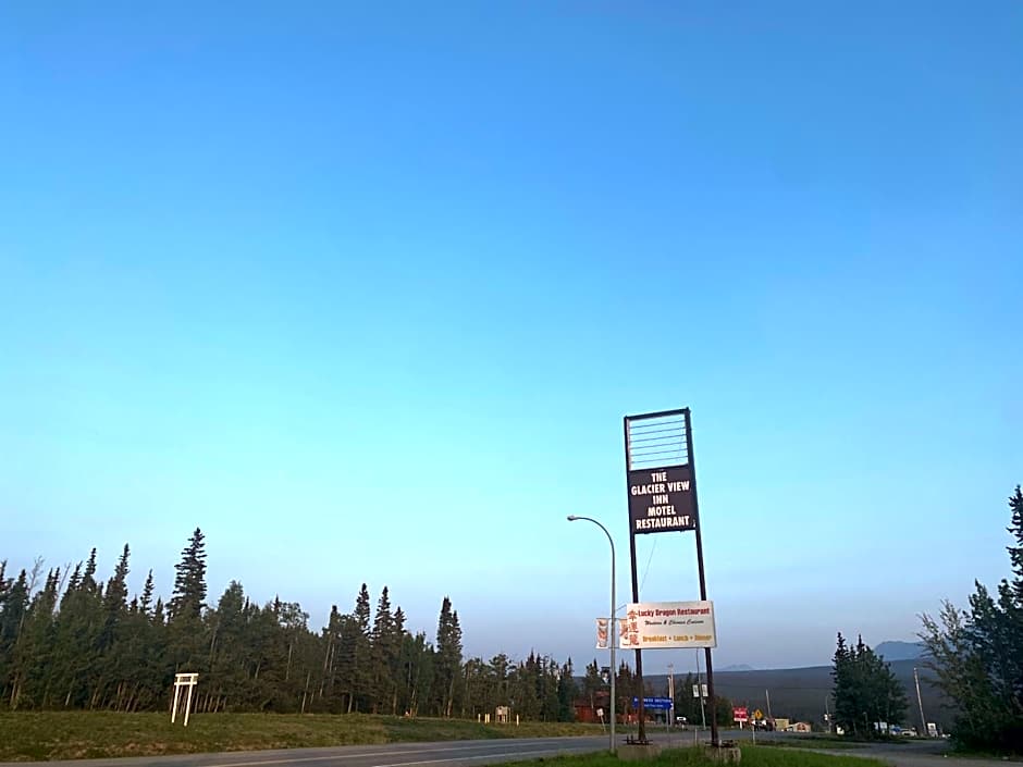 Glacier View Inn