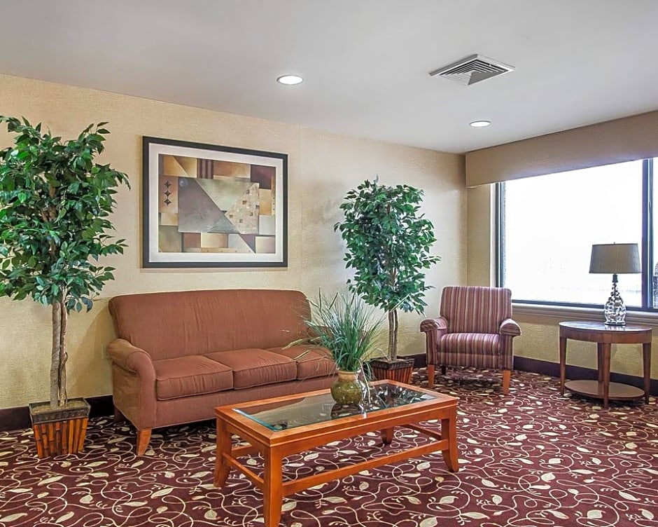 Comfort Inn & Suites Atoka-Millington