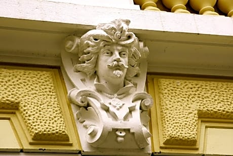 Hotel Gemini