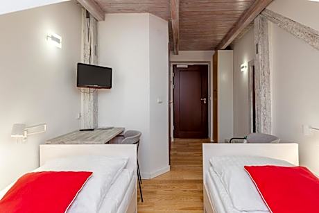 Economy Twin Room