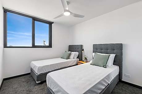 Three-Bedroom Ocean View Apartment