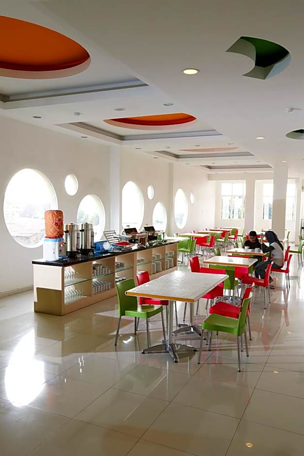 Hotel Dewarna Sutoyo Malang