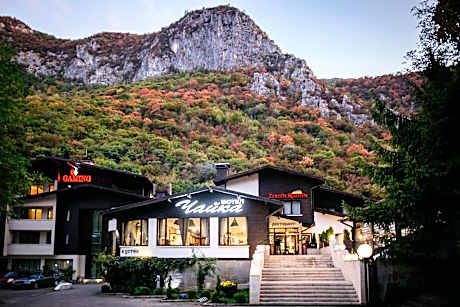 Hotel Complex Chayka