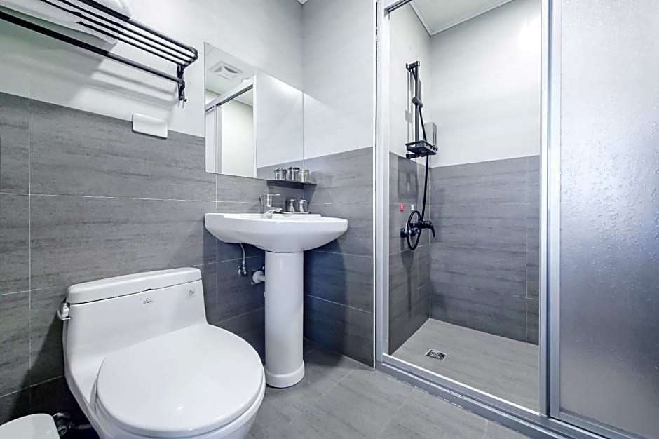 Shui Yang Lakeview House with Elevator