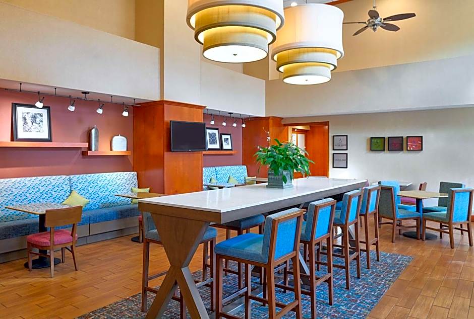 Hampton Inn By Hilton And Suites Smithfield