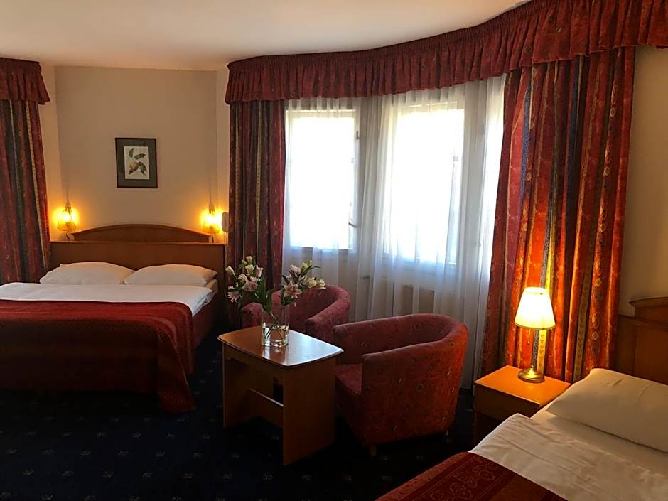 Hotel Kavalír Praha – Prague, PA