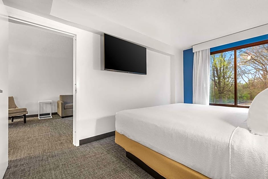 Spark By Hilton Charlotte Tyvola I-77