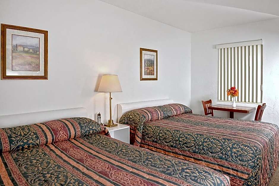 Shell Motel Hollywood