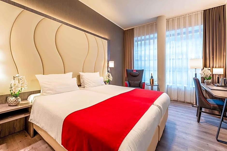 PLAZA Premium Den Haag City Center
