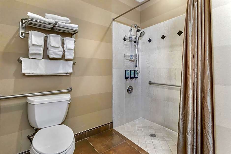 Best Western Plus Brookside Inn