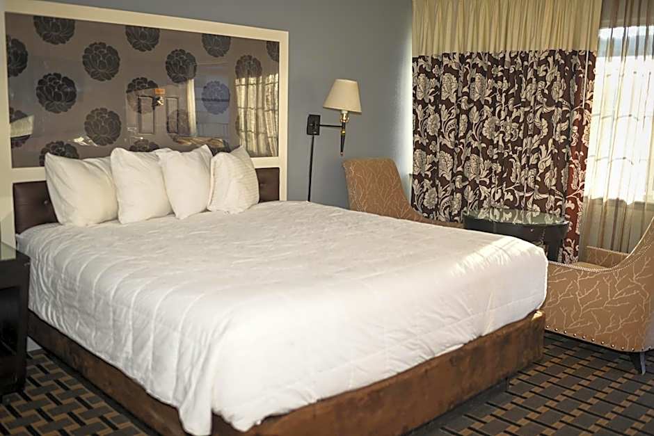 Budget INN At The Heavenly Gondola