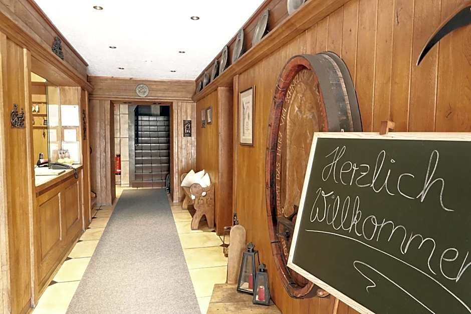 Hotel-Restaurant Zum Kirschbaum