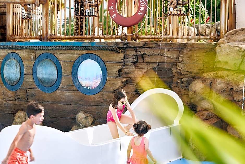 Cloister at The Boca Raton