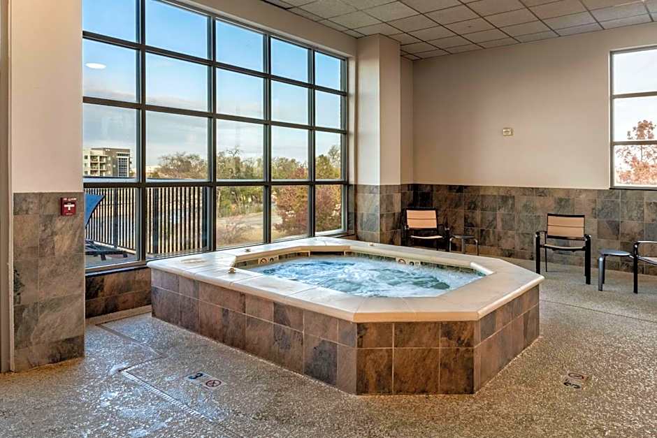 Drury Plaza Hotel Broadview Wichita