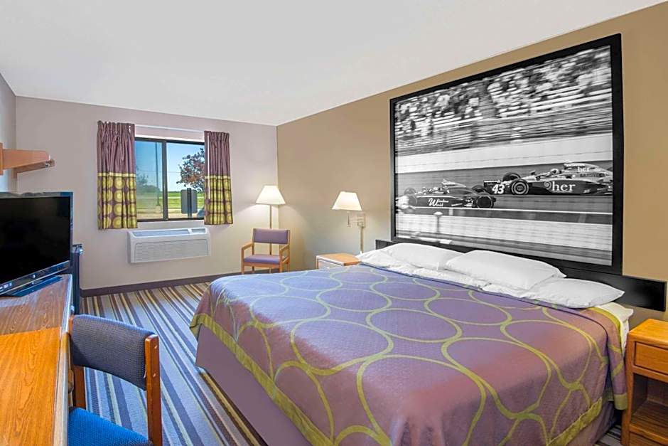 Super 8 by Wyndham Knoxville