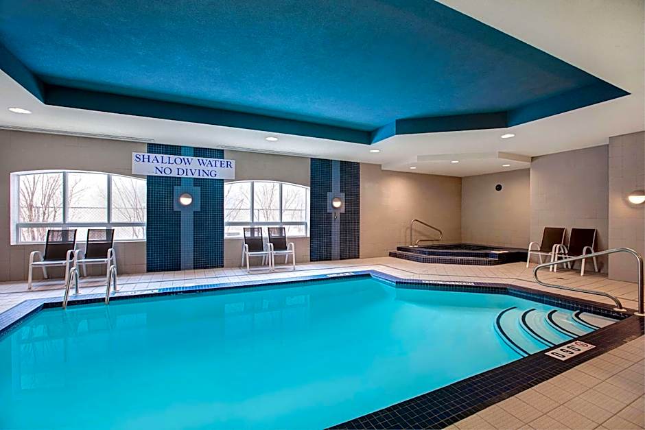 Days Inn & Suites by Wyndham Collingwood