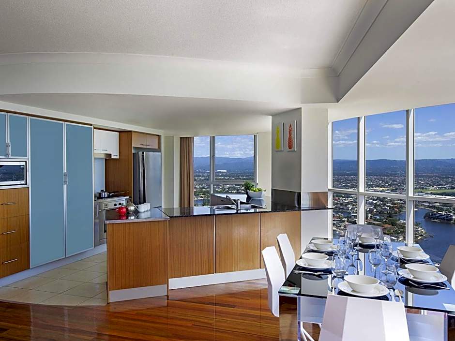 Mantra Towers of Chevron Surfers Paradise