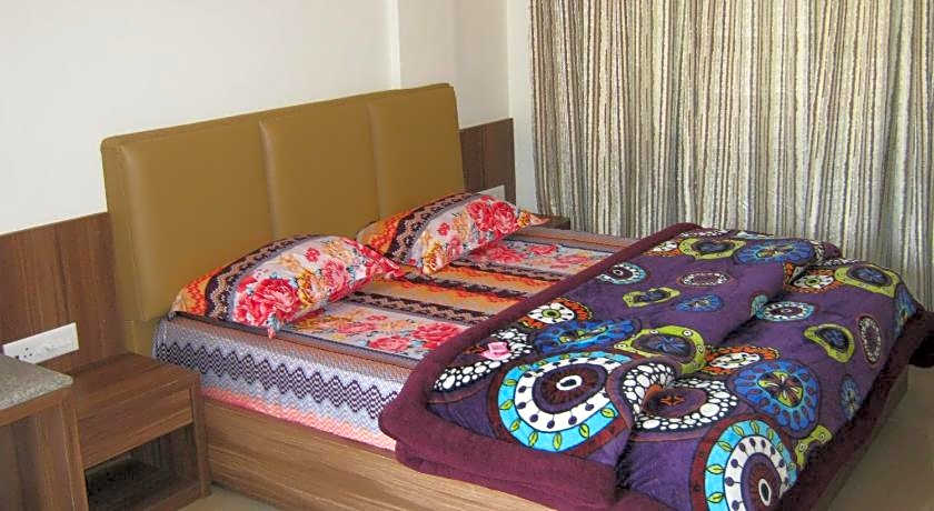 Hotel Navaratan Palace